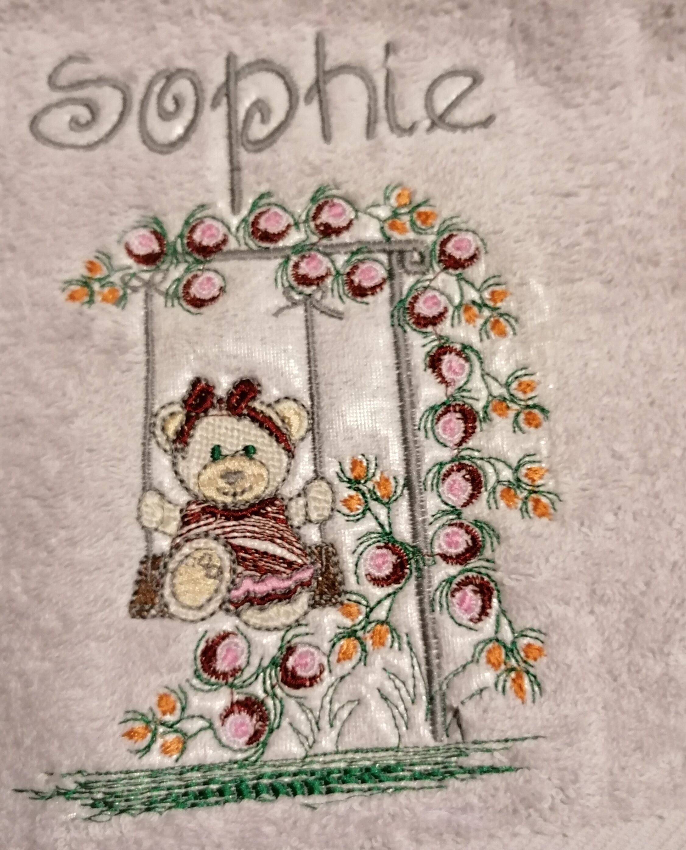 Serviette de toilette brodée