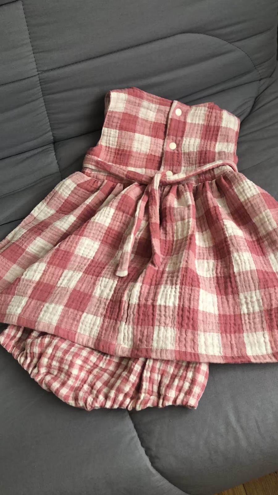 Petite robe et bloomer en vichy rose et blanc